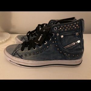 Diesel Shoes - New woman’s Diesel denim hightop sneakers 7.5 Diesel Shoes - New woman’s Diesel denim hightop sneakers 7.5